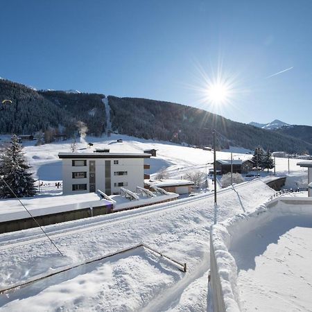 Agrimonia - 5,5-Zi Duplex Wohnung Bis 9 Personen Mit Eigenem Garten Davos Zewnętrze zdjęcie