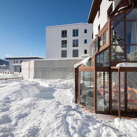 Agrimonia - 5,5-Zi Duplex Wohnung Bis 9 Personen Mit Eigenem Garten Davos Zewnętrze zdjęcie