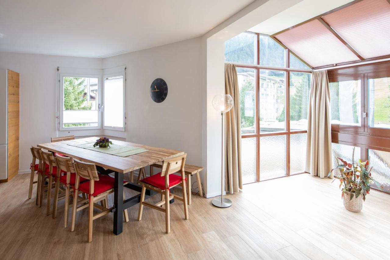 Agrimonia - 5,5-Zi Duplex Wohnung Bis 9 Personen Mit Eigenem Garten Davos Zewnętrze zdjęcie