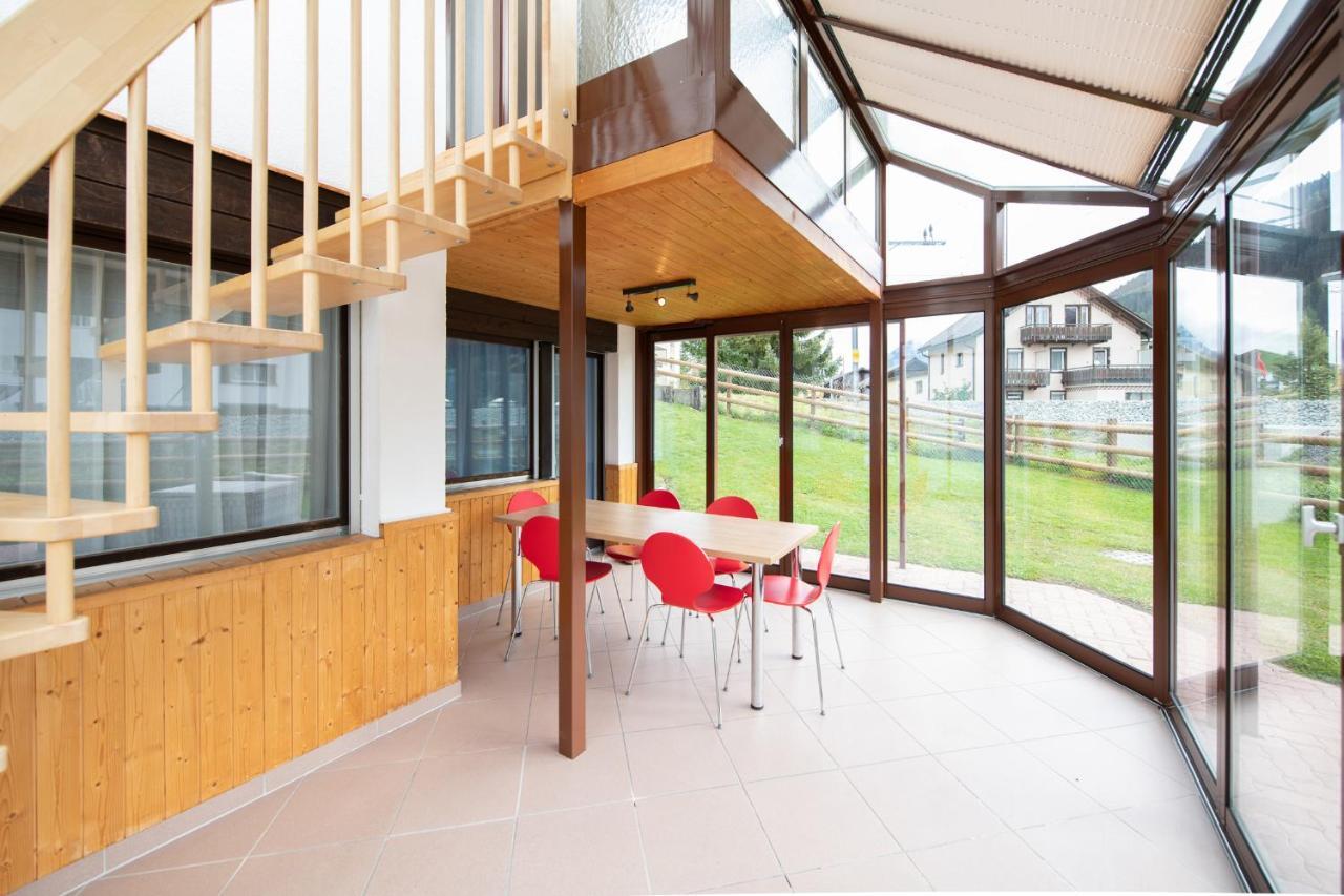 Agrimonia - 5,5-Zi Duplex Wohnung Bis 9 Personen Mit Eigenem Garten Davos Zewnętrze zdjęcie
